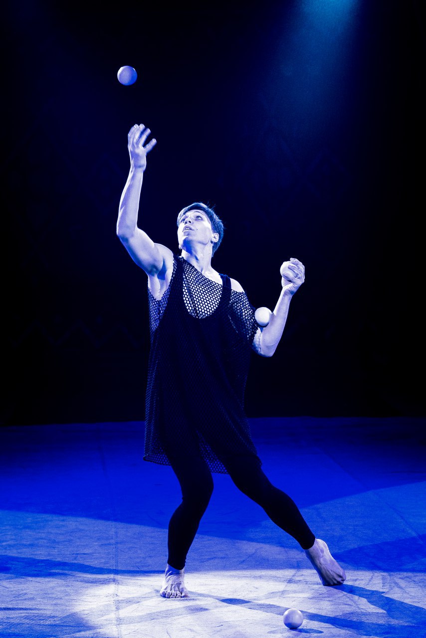 Konstantin zsonglr UKR